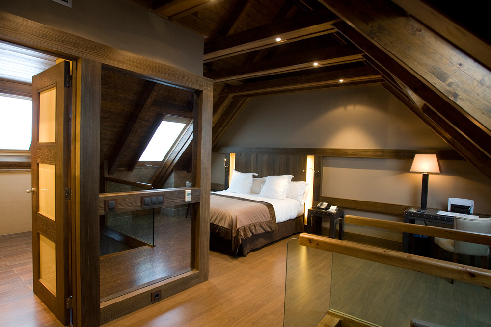 spain-luxury-travel-incoming-dmc-concierge-catalonia-accommodation-room-2